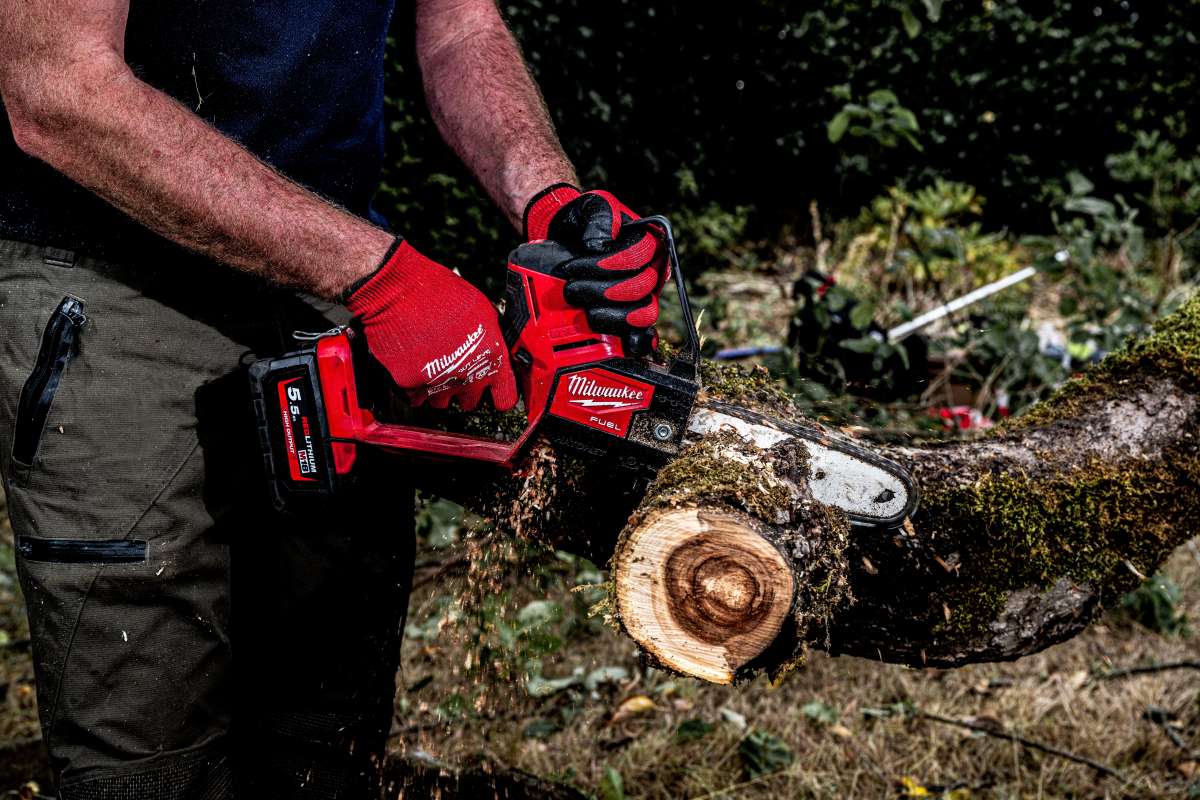 MILWAUKEE M18 FUEL™ AKKU-ASTSÄGE M18, FHS20-0 | Milwaukee | AX-MEN 